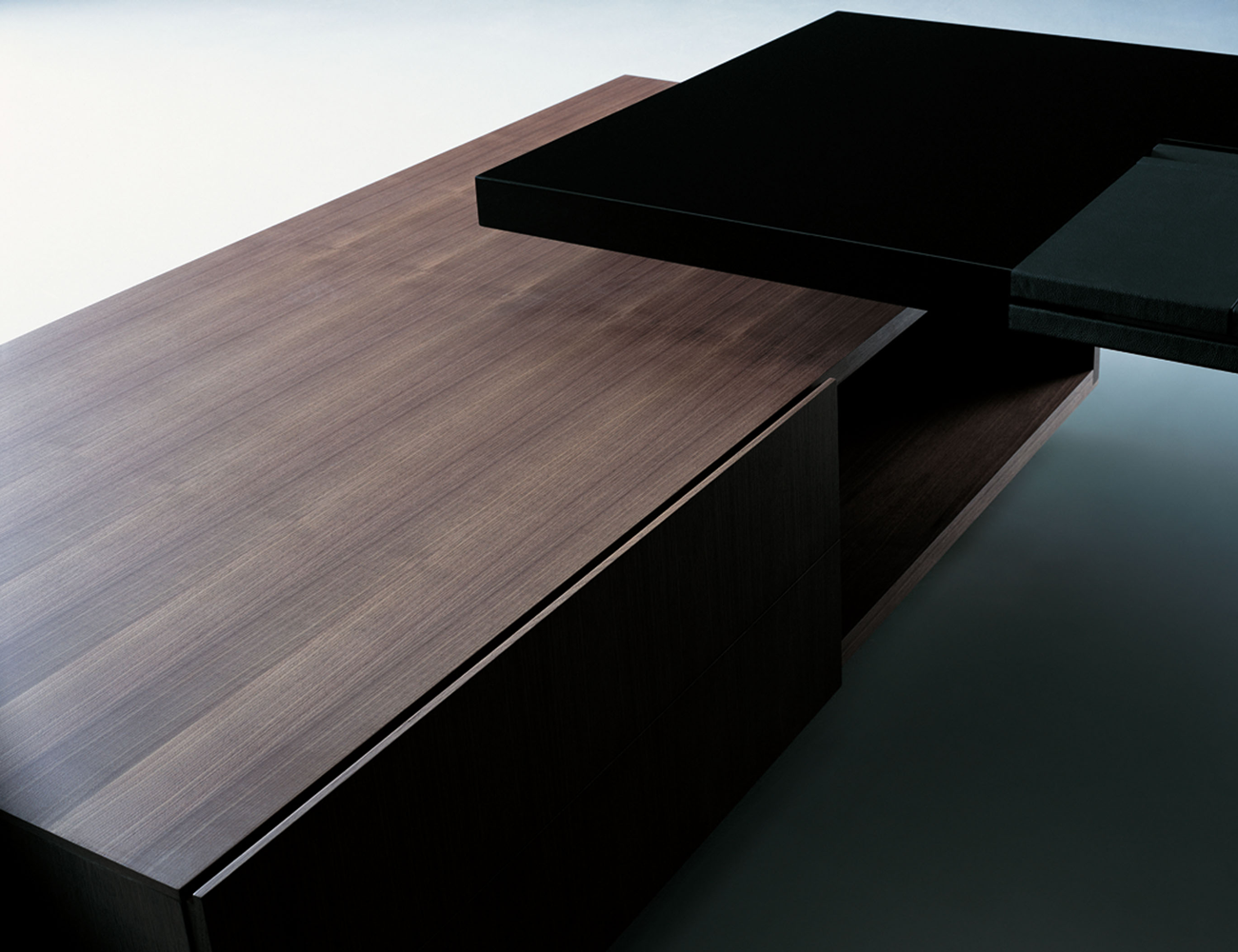 Tecno - Bureaux et tables de réunion Asymmetrical – Image 4